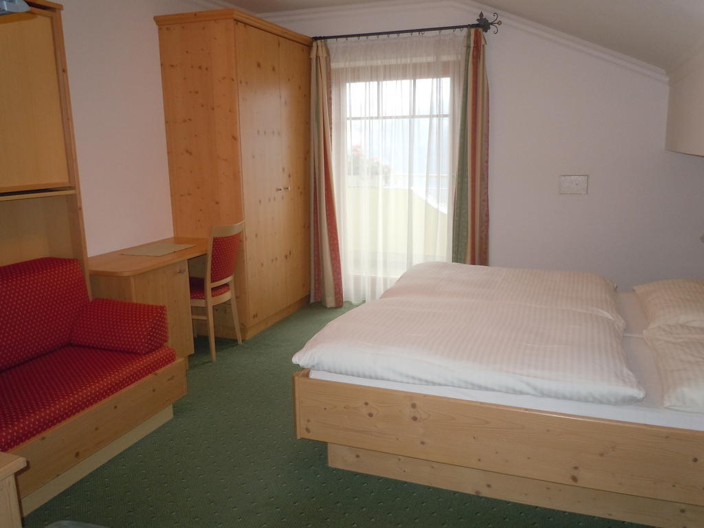 Haus Heigl Apartman Sankt Johann im Pongau Szoba fotó